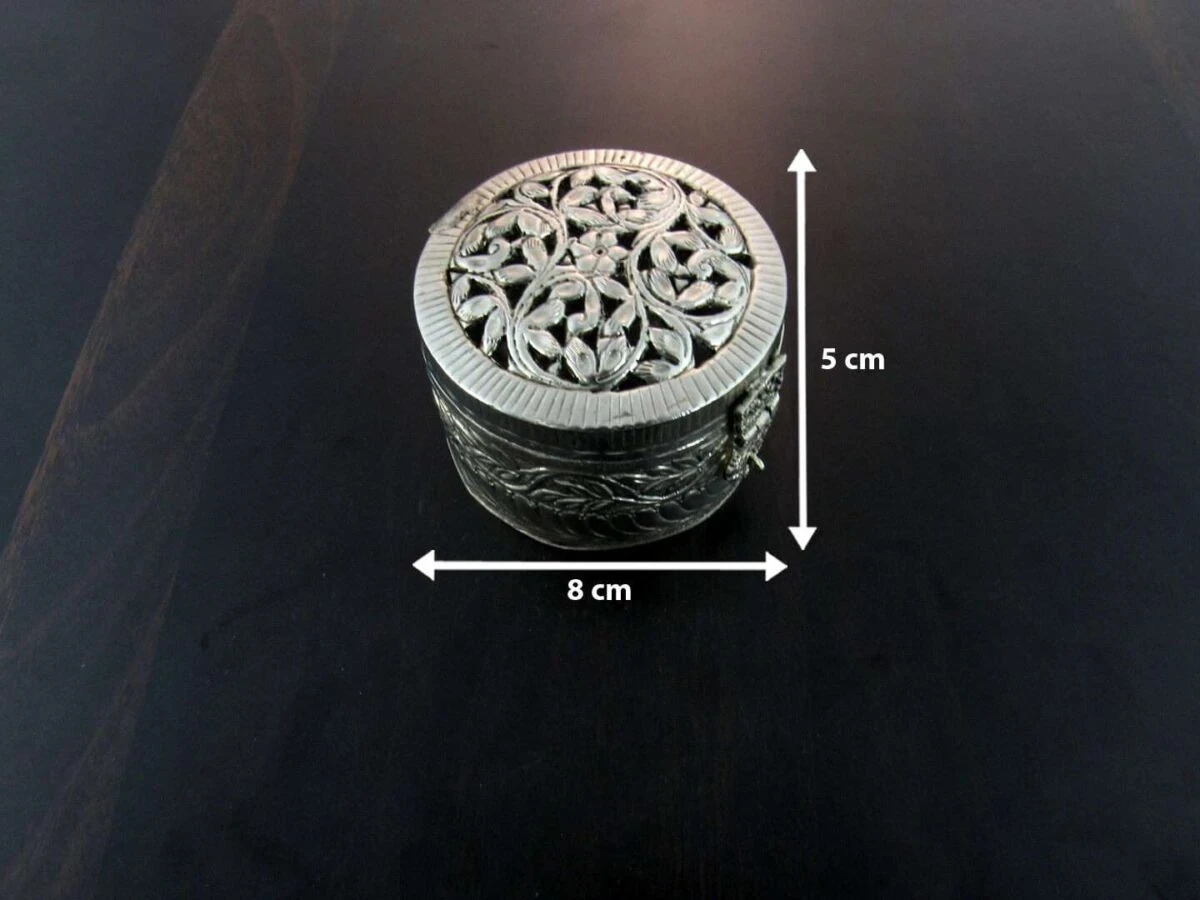 Sindoor dabbi, sindoor box for wedding, sindoor dabbi silver, Pooja items silver, Pooja items for home, kumkum box return gift, pooja items for temple, pooja items for gift, kumkum box silver, sindoor dabbi for women