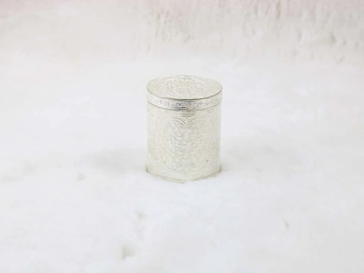 Sindoor dabbi, sindoor box for wedding, sindoor dabbi silver, Pooja items silver, Pooja items for home, kumkum box return gift, pooja items for temple, pooja items for gift, kumkum box silver, sindoor dabbi for women