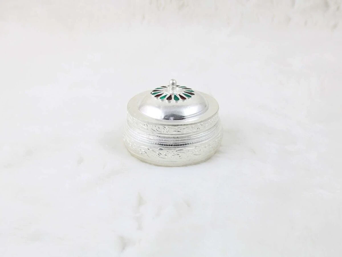 Sindoor dabbi, sindoor box for wedding, sindoor dabbi silver, Pooja items silver, Pooja items for home, kumkum box return gift, pooja items for temple, pooja items for gift, kumkum box silver, sindoor dabbi for women