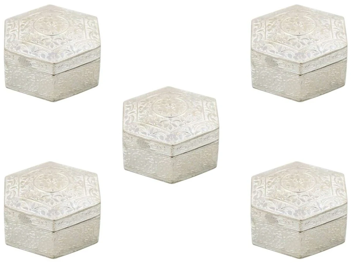 Sindoor dabbi, sindoor box for wedding, sindoor dabbi silver, Pooja items silver, return gifts for wedding , Pooja items for home, kumkum box return gift, pooja items for temple, pooja items for gift, kumkum box silver, sindoor dabbi for women