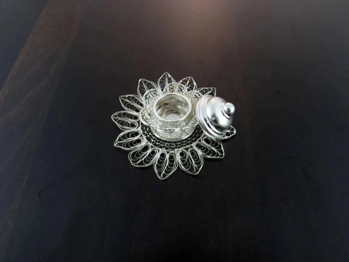 silver kankavati sindoor box for wedding, kumkum box return gift, Pooja items silver, Pooja items for home, pooja items for temple, pooja items for gift