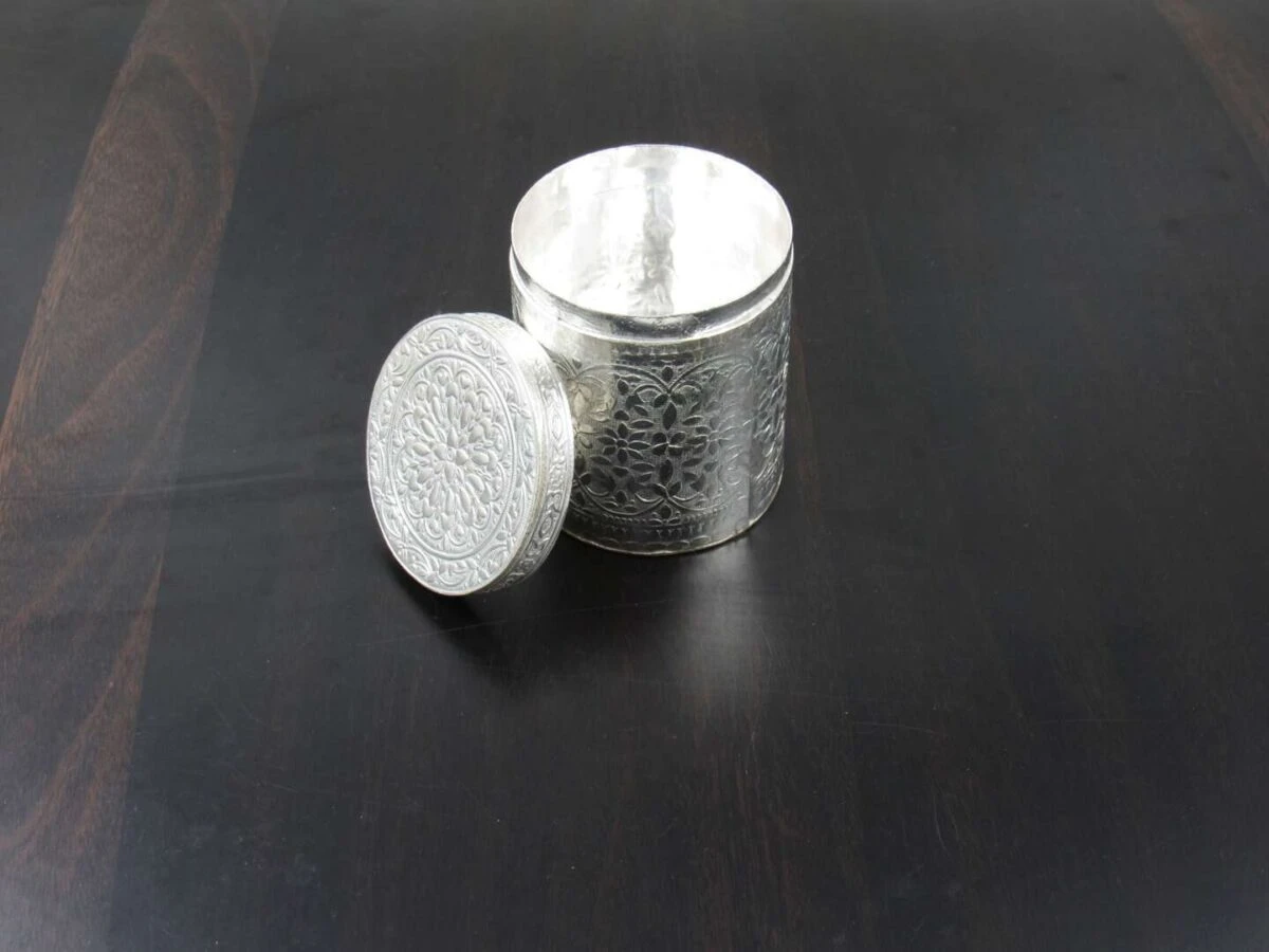 Sindoor dabbi, sindoor box for wedding, sindoor dabbi silver, Pooja items silver, Pooja items for home, kumkum box return gift, pooja items for temple, pooja items for gift, kumkum box silver, sindoor dabbi for women