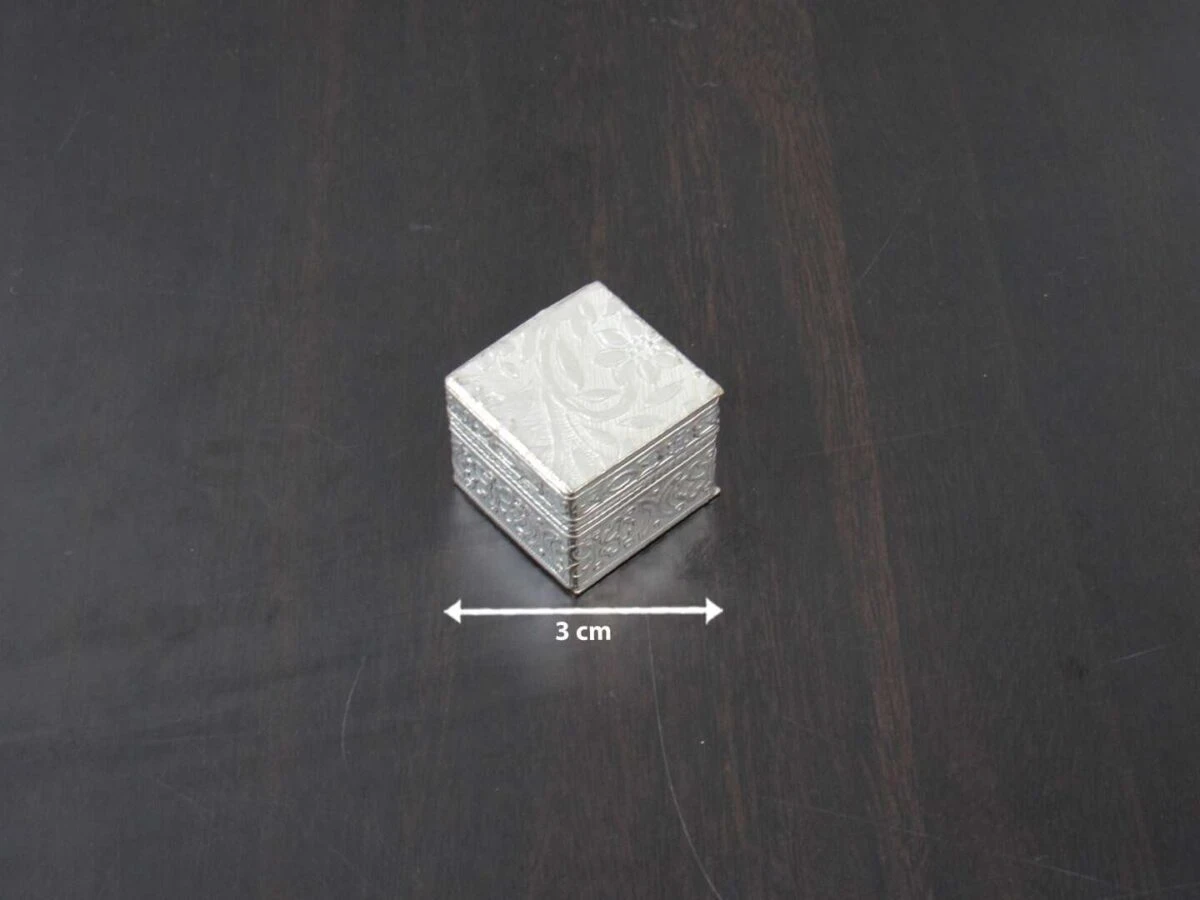 Sindoor dabbi, sindoor box for wedding, sindoor dabbi silver, Pooja items silver, Pooja items for home, kumkum box return gift, pooja items for temple, pooja items for gift, kumkum box silver, sindoor dabbi for women, return gifts