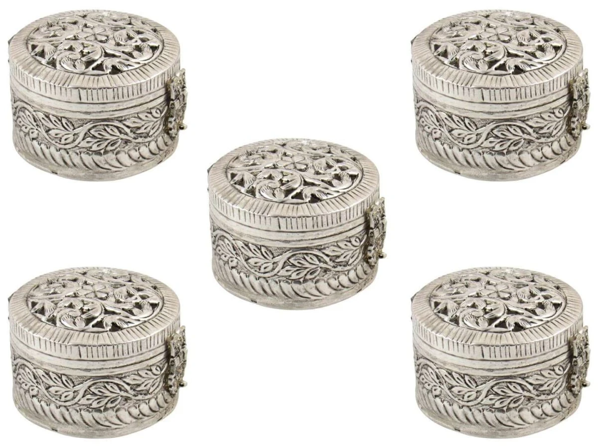 Sindoor dabbi, sindoor box for wedding, sindoor dabbi silver, Pooja items silver, Pooja items for home, kumkum box return gift, pooja items for temple, pooja items for gift, kumkum box silver, sindoor dabbi for women return gifts for wedding