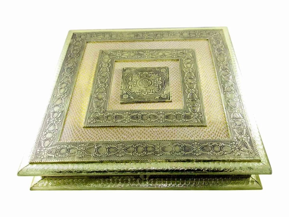 Dry fruit box, dry fruit box for wedding, dry fruit box for return gifts, dry fruit box for diwali gift, dry fruit box for home use, dry fruit box fancy, dry fruit box for marriage