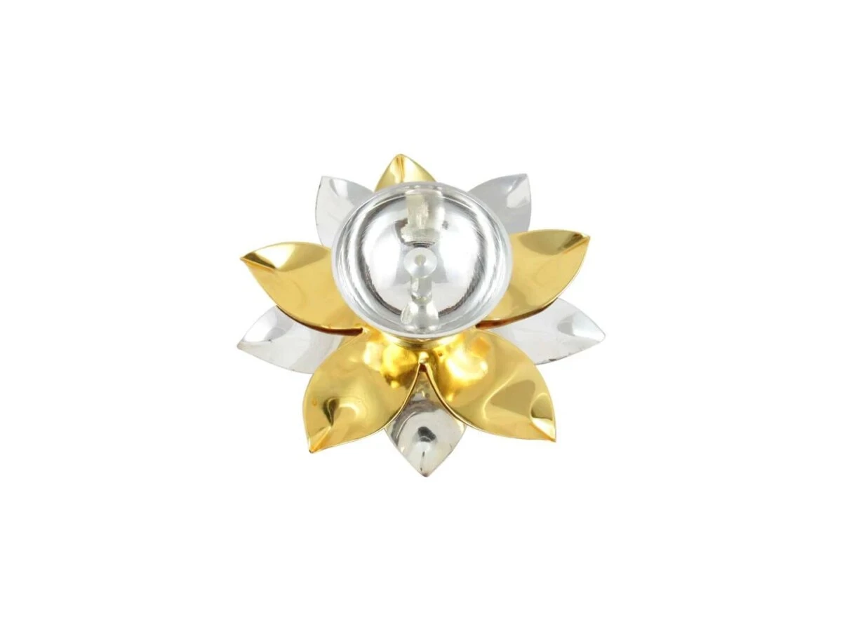 Brass diyas, brass diya set, Diya for pooja, diya for temple, Pooja items silver, Pooja items for home, diya for god, pooja items for temple, pooja items for gift, brass aarti diya