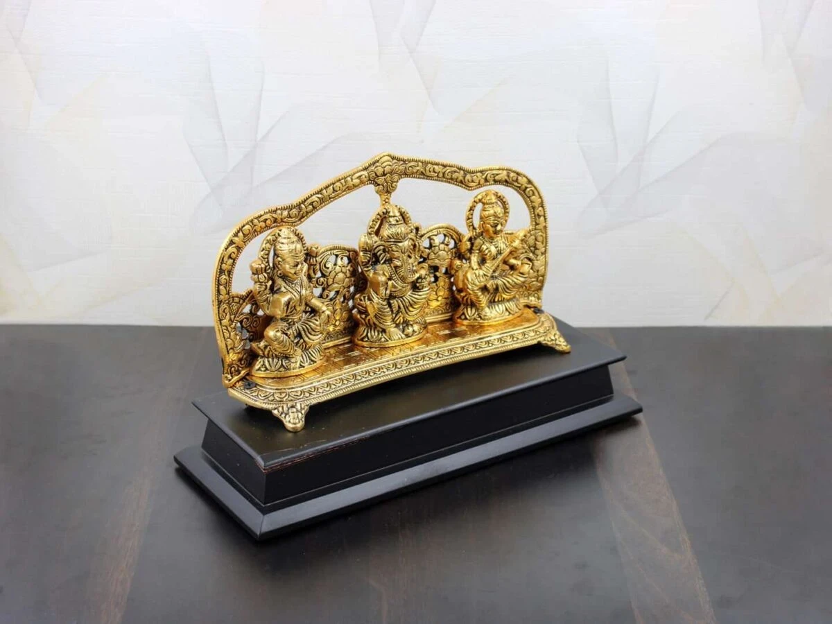 lakshmi ganesh saraswati idols laxmi ganesh saraswati statue laxmi ganesh saraswati murti ganesh laxmi saraswati sitting position laxmi ganesh saraswati silver idol