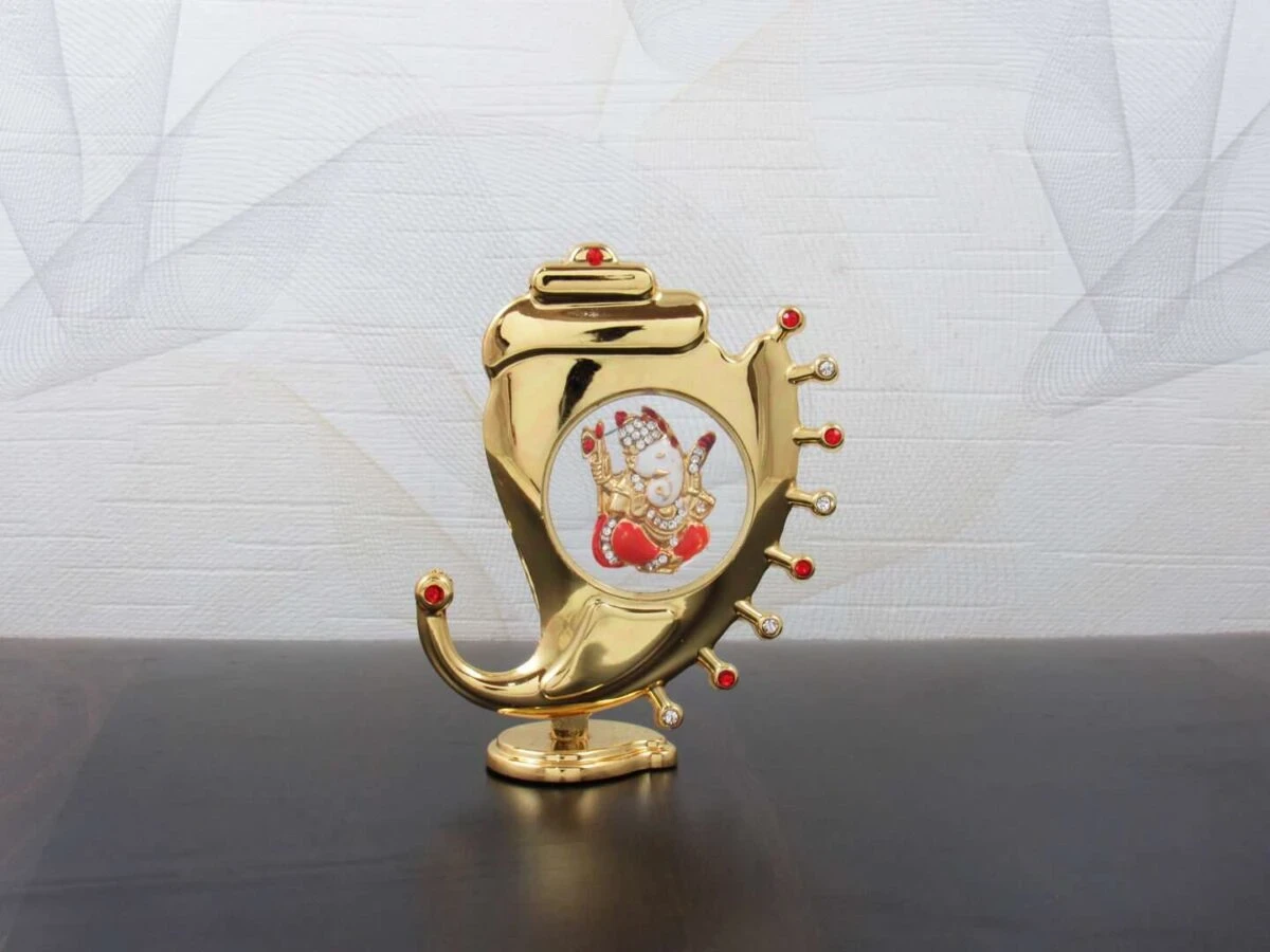 Gold plated ganesha idol for car, ganesha statue for car, ganesha idol for car, ganesha idol for home, ganesha idol for car dashboard online, ganesha statue for home décor, ganesha statue for gift, ganesha statue for office