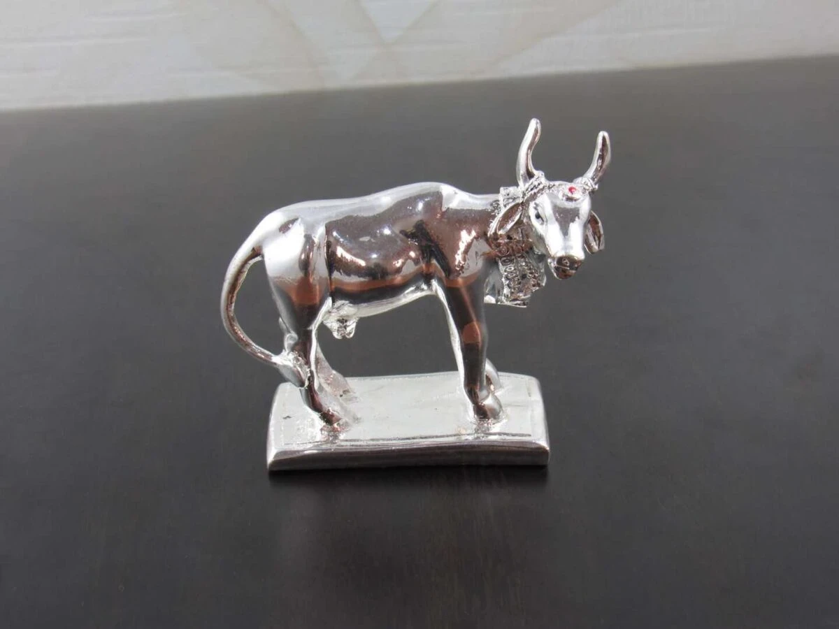 cow and calf idol, cow and calf statue, cow and calf statue vastu, cow and calf statue in pooja room, cow and calf statue idol silver, cow and calf vastu