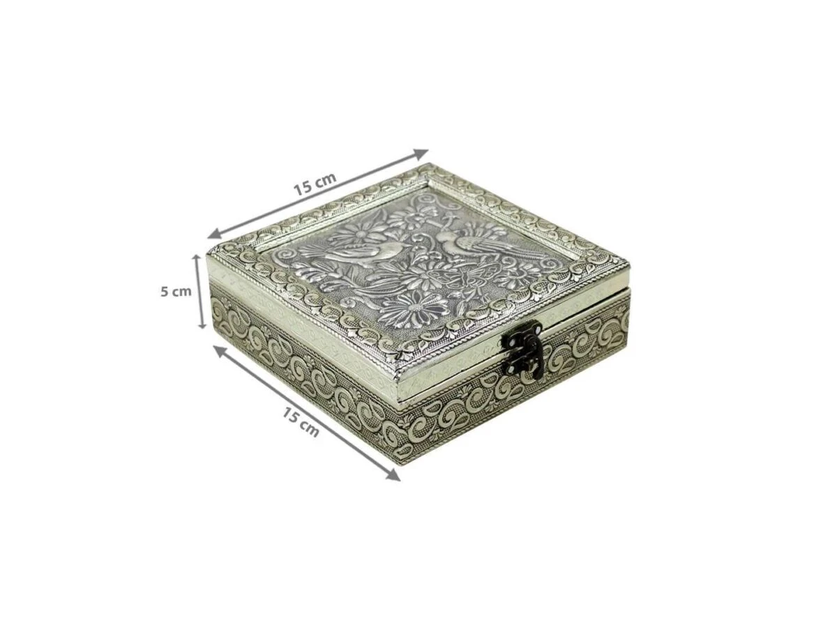 Dry fruit box, dry fruit box for wedding, dry fruit box for return gifts, dry fruit box for diwali gift, dry fruit box for home use, dry fruit box fancy, dry fruit box for marriage, jewellery box for women, jewellery box for gift