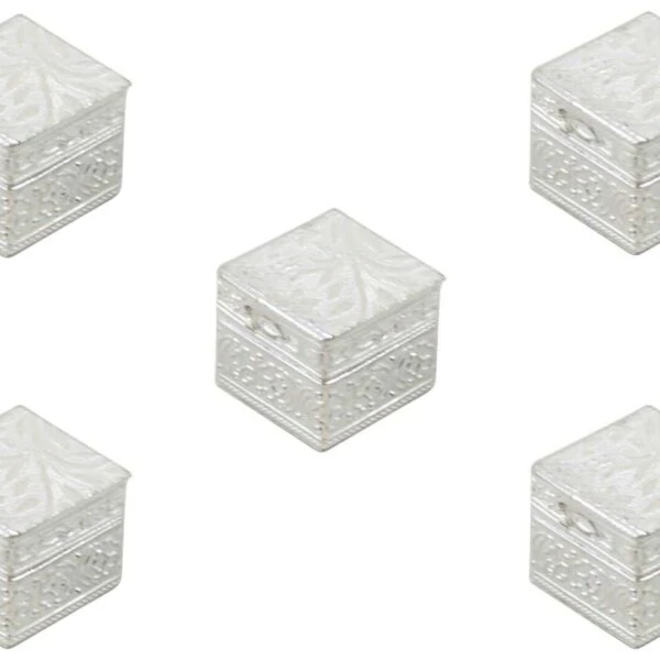 Sindoor dabbi, sindoor box for wedding, sindoor dabbi silver, Pooja items silver, Pooja items for home, kumkum box return gift, pooja items for temple, pooja items for gift, kumkum box silver, sindoor dabbi for women, Return gifts