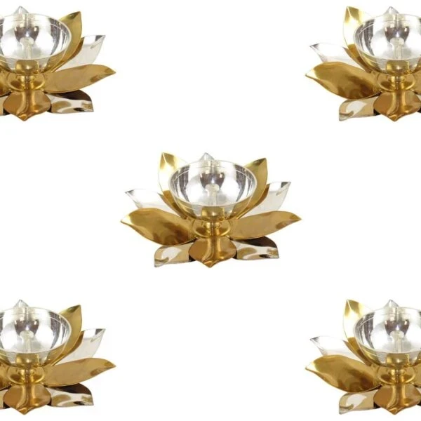Brass diyas, brass diya set, Diya for pooja, diya for temple, Pooja items silver, Pooja items for home, diya for god, pooja items for temple, pooja items for gift, brass aarti diya