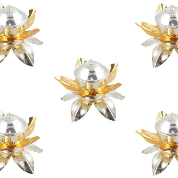 Sindoor dabbi, sindoor box for wedding, sindoor dabbi silver, Pooja items silver, Pooja items for home, kumkum box return gift, pooja items for temple, pooja items for gift, kumkum box silver, sindoor dabbi for women
