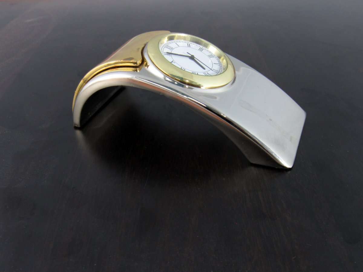 corporate gift items for employees, corporate gift set, Silver Pen for gift, corporate gift items, watch for men, watch for women, watch and key holder, watch and pen set, office desk decor, watch for ladies, pen and diary set, pen and diary gift set, gift for employees, gift for employer