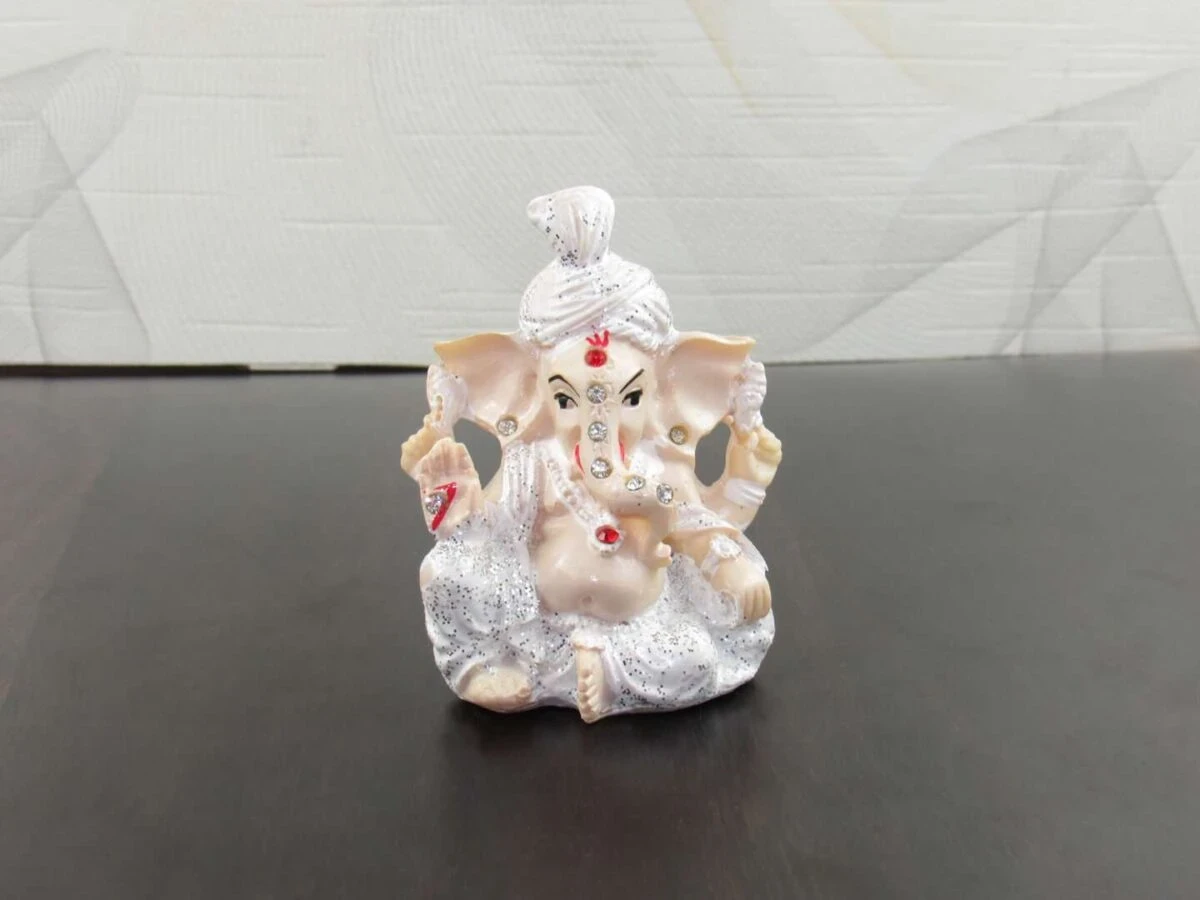 Gold plated ganesha idol for car, ganesha statue for car, ganesha idol for car, ganesha idol for home, ganesha idol for car dashboard online, ganesha statue for home decor, ganesha statue for gift, ganesha statue for office, return gifts