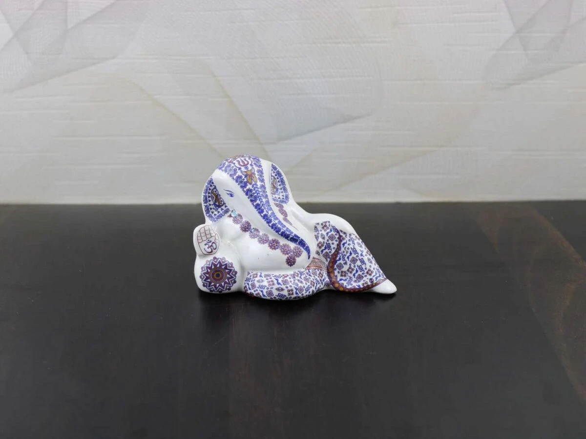 ganesha idol for car, ganesha statue for car, ganesha idol for car, ganesha idol for home, ganesha idol for car dashboard online, ganesha statue for home decor, ganesha statue for gift, ganesha statue for office, return gifts