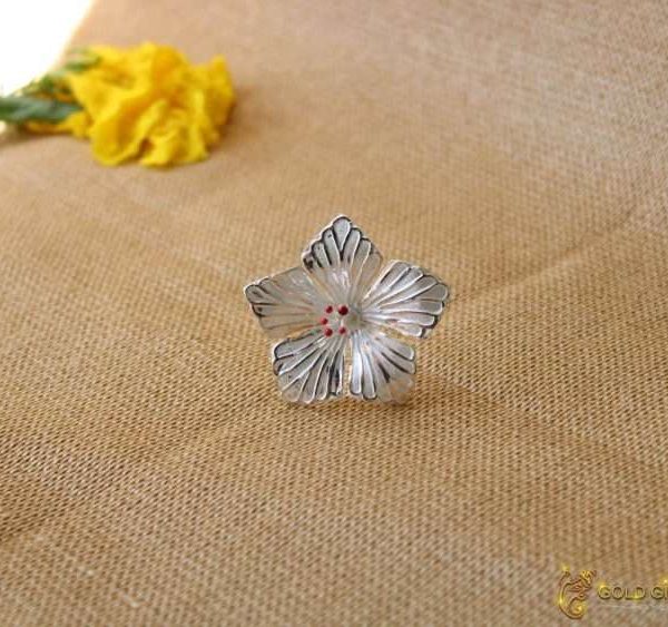 Silver flowers for pooja, Silver flowers for god, Silver flowers for gift, Silver flowers for return gifts, Silver flowers for puja, Silver flowers for vase, pure silver pooja items, pure silver gift items, pure silver gift items for marriage, pure silver gift items for housewarming, pure silver gift articles