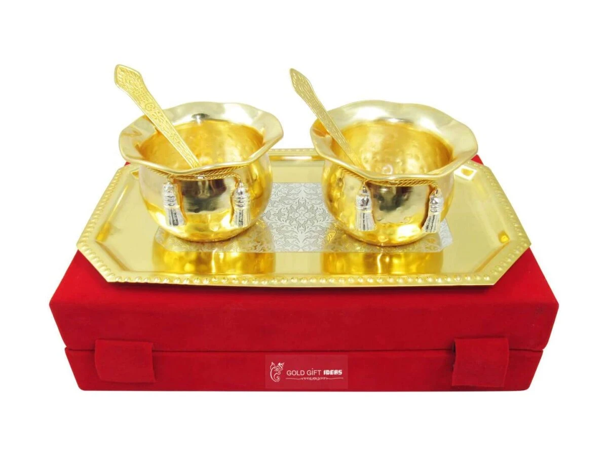 Brass bowls, brass bowl set, brass bowl for gift, brass serving bowl, brass dry fruit tray, brass bowl set with tray, Indian brass serving bowls, brass bowl for decoration, brass serving bowl with spoon