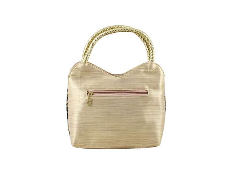Potli bags for return gifts, potli bags for wedding, potli bags for ladies, potli bags for bride, potli bags for gift, shagun potli pouch, Potli Pouches, potli bags for dry fruits, bridal Potli Purse, bridal potli bags, Return gifts for women, return gifts for baby shower, return gifts for housewarming, return gifts for wedding, return gifts for pooja, potli pouch bags, potli bags for chocolates