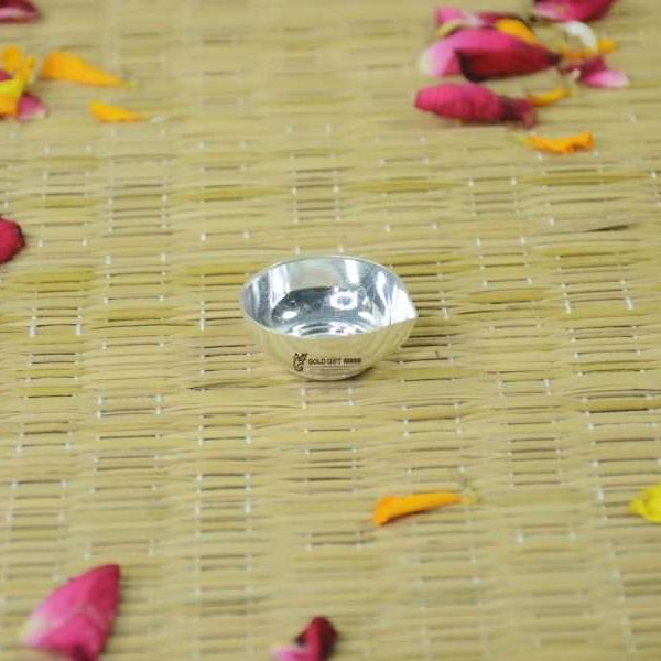 Pure silver diya, pure silver diya for pooja, pure silver diya set, pure silver diya stand, silver diya lamp, pure silver pooja items for gift, silver items for pooja room Silver Diyas for Pooja Silver Lamps for Gifting silver gift items silver items silver gift items for marriage silver gift items for house warming silver gift articles