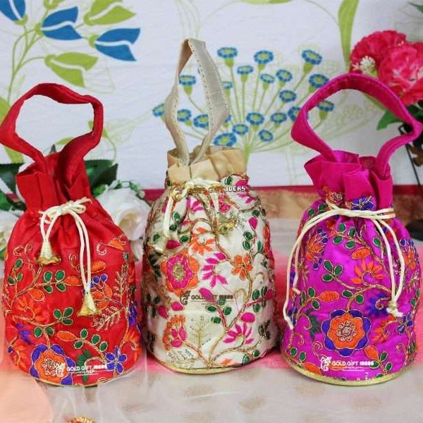 Potli bags for return gifts, potli bags for wedding, potli bags for ladies, potli bags for bride, potli bags for gift, shagun potli pouch, Potli Pouches, potli bags for dry fruits, bridal Potli Purse, bridal potli bags, Return gifts for women, return gifts for baby shower, return gifts for housewarming, return gifts for wedding, return gifts for pooja, potli pouch bags, potli bags for chocolates