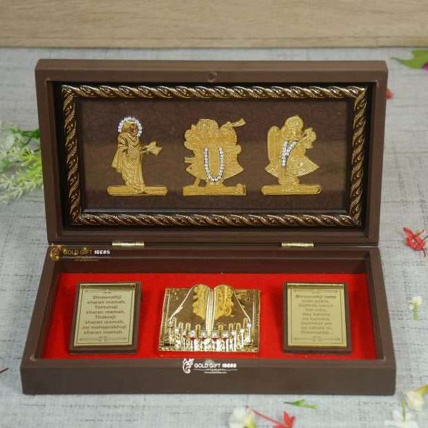 Shreenathji photo frame, shreenathji photo frame nathdwara, shrinathji photo frame, shreenathji frame with charanpaduka, shreenathji photo frame for gift, return gifts for housewarming, return gifts for pooja, Wooden Momento Gift