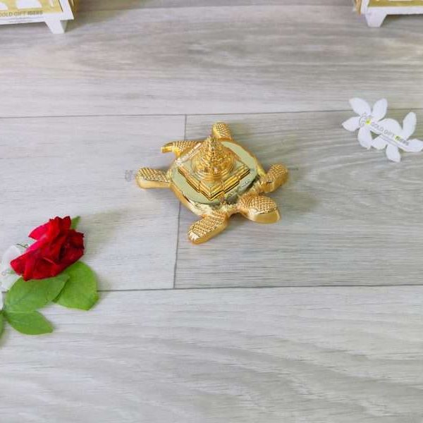 Panchdhatu shree yantra, panchdhatu meru shree yantra, Shree yantra meru, shree yantra maha meru, swarna shree yantra meru, maha meru shree yantra, shree yantra for money, shree yantra for wealth, shree yantra for home, shree yantra for business, maha meru shree yantra pooja
