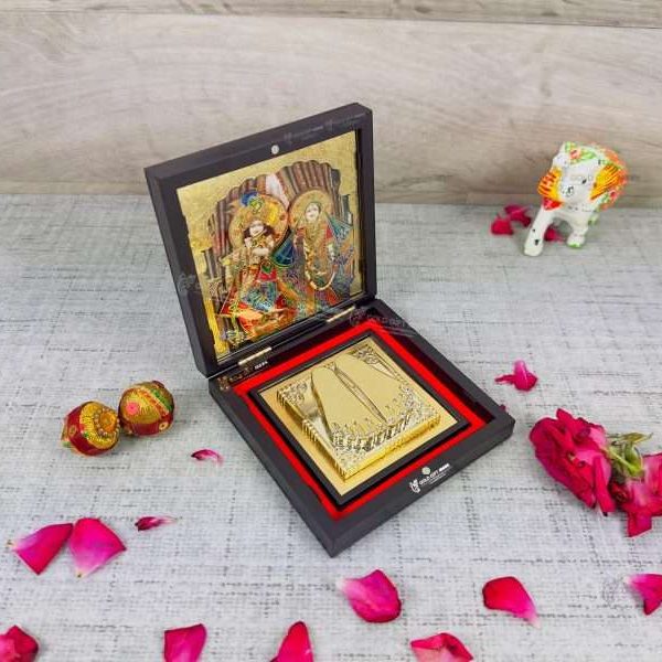Radha Krishna photo frame, radha Krishna photo frame gift, radha Krishna wooden frame, radha Krishna frame with charan paduka, return gifts for wedding, wooden memento