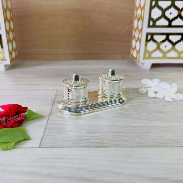 Sindoor dabbi, sindoor box for wedding, sindoor dabbi silver, Pooja items silver, Pooja items for home, kumkum box return gift, pooja items for temple, pooja items for gift, kumkum box silver, sindoor dabbi for women