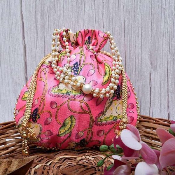 Potli bags for return gifts, potli bags for wedding, potli bags for ladies, potli bags for bride, potli bags for gift, shagun potli pouch, Potli Pouches, potli bags for dry fruits, bridal Potli Purse, bridal potli bags, Return gifts for women, return gifts for baby shower, return gifts for housewarming, return gifts for wedding, return gifts for pooja, potli pouch bags, potli bags for chocolates
