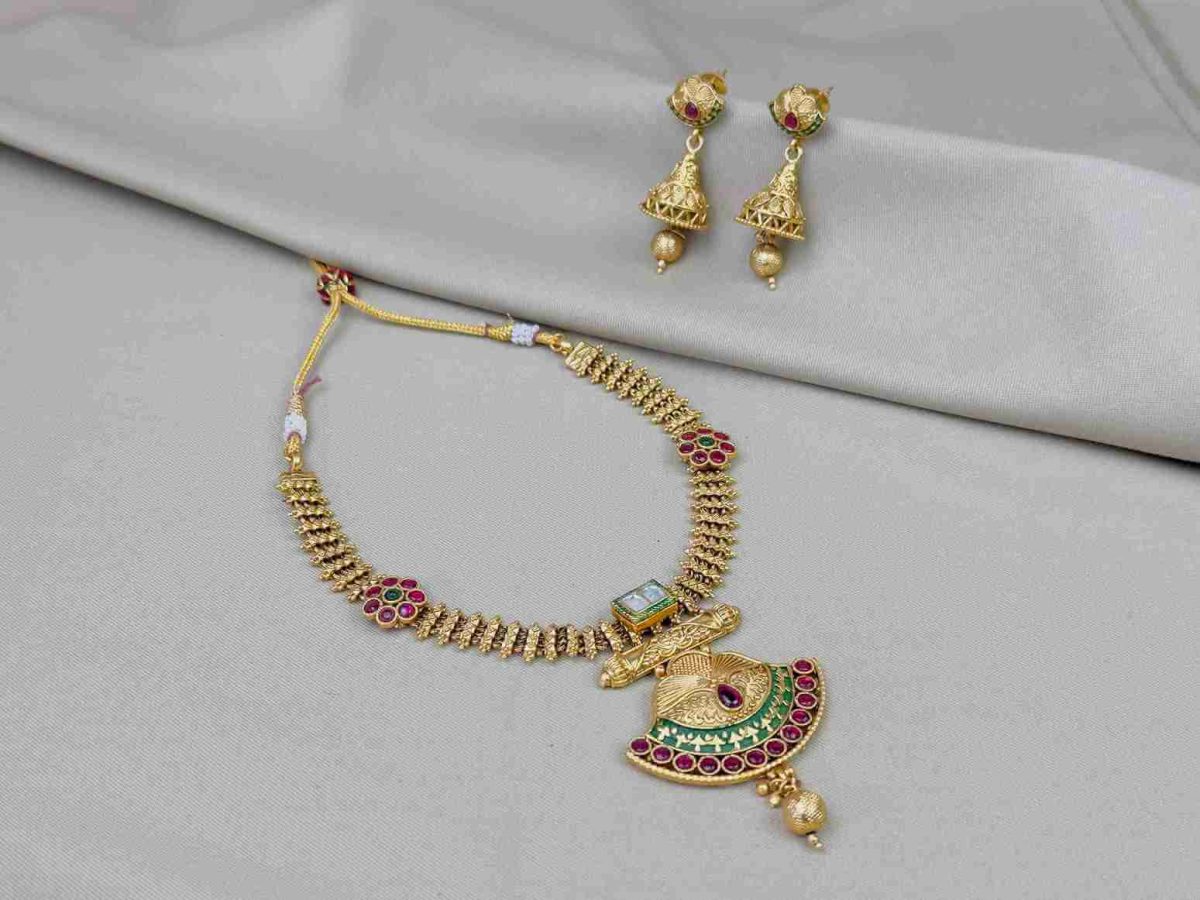 kundan pearl choker necklace kundhan pearl necklace set kundan necklace kundan necklace set kundan necklace for bride kundan necklace set for wedding traditional kundan choker necklace bridal kundan set indian kundan choker necklace kundan studded necklace set necklace for women necklace set for wedding party necklace set for women
