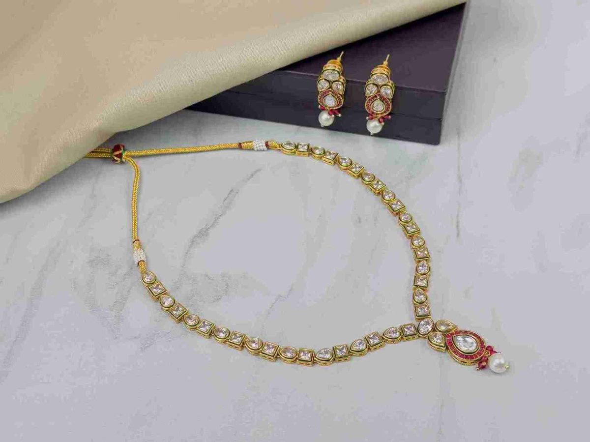 kundan pearl choker necklace kundhan pearl necklace set kundan necklace kundan necklace set kundan necklace for bride kundan necklace set for wedding traditional kundan choker necklace bridal kundan set indian kundan choker necklace kundan studded necklace set necklace for women necklace set for wedding party necklace set for women