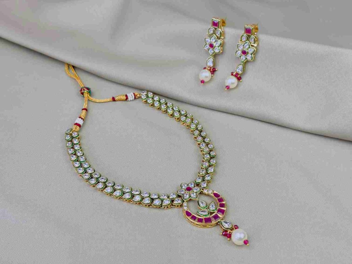 kundan pearl choker necklace kundhan pearl necklace set kundan necklace kundan necklace set kundan necklace for bride kundan necklace set for wedding traditional kundan choker necklace bridal kundan set indian kundan choker necklace kundan studded necklace set necklace for women necklace set for wedding party necklace set for women