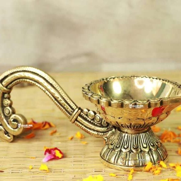 brass big diyas, brass diya with handle, brass aarti diya with handle, Brass Diya Stand, Brass Diya Lamp, Brass Diya for Puja, Brass Diyas for Diwali, Decorative Diya for Gifting, Oil Lamp for Home, Oil Lamp for Pooja, Brass Oil Lamp Stand, brass big diyas, brass diya with handle, brass aarti diya, return gifts for pooja, diwali gift, diwali return gift, birthday return gift, return gifts, wedding gift, wedding return gift, baby shower gift, baby shower return gift, occasional gift, housewarming gift, housewarming return gift