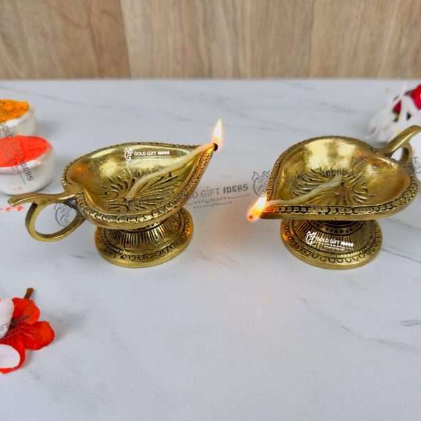 Brass Diya Stand, Brass Diya Lamp, Brass Diya for Puja, Brass Diyas for Diwali, Decorative Diya for Gifting, Oil Lamp for Home, Oil Lamp for Pooja, Brass Oil Lamp Stand, brass big diyas, brass diya with handle, brass aarti diya, return gifts for pooja, diwali gift, diwali return gift, birthday return gift, return gifts, wedding gift, wedding return gift, baby shower gift, baby shower return gift, occasional gift, housewarming gift, housewarming return gift