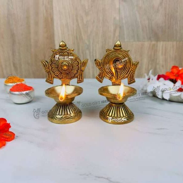 brass balaji diya, brass balaji diya set, brass shankh chakra diya, brass shankhu chakra deepam, brass diya stand, brass diya for puja, brass diyas for diwali, decorative diya for gifting, oil lamp for home, brass oil lamp stand, brass aarti diya, return gifts for pooja, diwali gift, diwali return gift, birthday return gift, return gifts, wedding gift, wedding return gift, baby shower gift, baby shower return gift, occasional gift, housewarming gift, housewarming return gift