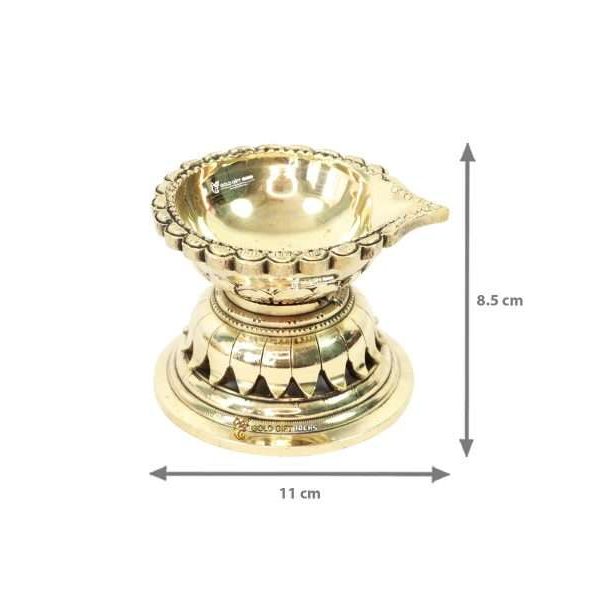Brass Diya Stand, Brass Diya Lamp, Brass Diya for Puja, Brass Diyas for Diwali, Decorative Diya for Gifting, Oil Lamp for Home, Oil Lamp for Pooja, Brass Oil Lamp Stand, brass big diyas, brass diya with handle, brass aarti diya, return gifts for pooja, diwali gift, diwali return gift, birthday return gift, return gifts, wedding gift, wedding return gift, baby shower gift, baby shower return gift, occasional gift, housewarming gift, housewarming return gift