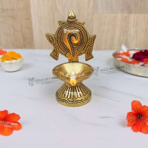 brass balaji diya, brass balaji diya set, brass shankh chakra diya, brass shankhu chakra deepam, brass diya stand, brass diya for puja, brass diyas for diwali, decorative diya for gifting, oil lamp for home, brass oil lamp stand, brass aarti diya, return gifts for pooja, diwali gift, diwali return gift, birthday return gift, return gifts, wedding gift, wedding return gift, baby shower gift, baby shower return gift, occasional gift, housewarming gift, housewarming return gift