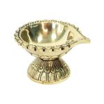 Brass Diya Stand, Brass Diya Lamp, Brass Diya for Puja, Brass Diyas for Diwali, Decorative Diya for Gifting, Oil Lamp for Home, Oil Lamp for Pooja, Brass Oil Lamp Stand, brass big diyas, brass diya with handle, brass aarti diya, return gifts for pooja, diwali gift, diwali return gift, birthday return gift, return gifts, wedding gift, wedding return gift, baby shower gift, baby shower return gift, occasional gift, housewarming gift, housewarming return gift