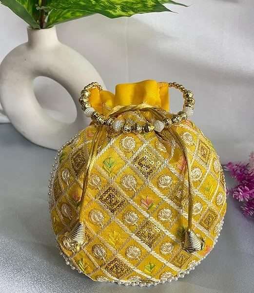 potli bags for return gifts, potli bags for wedding, potli bags for ladies, potli bags for bride, potli bags for gift, shagun potli pouch, Potli Pouches, potli bags for dry fruits, bridal potli Purse, bridal potli bags, return gifts for women, return gifts for baby shower, return gifts for housewarming, return gifts for wedding, return gifts for pooja, potli pouch bags, potli bags for chocolates, wedding party favors, mehndi party favors, return gifts