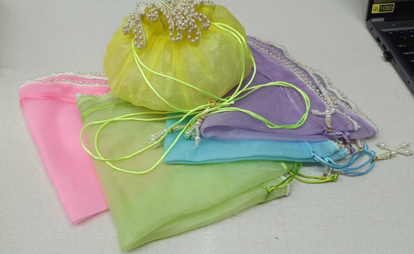 Pearl Double Layer Tissue Fabric Potli Bags (2)